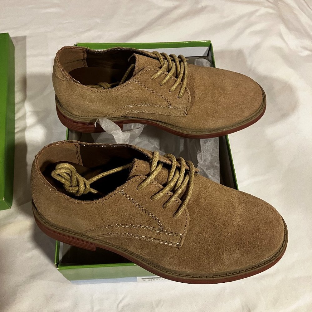 Classroom Brand Tan Bucs--Boys 2 Medium Little Boy